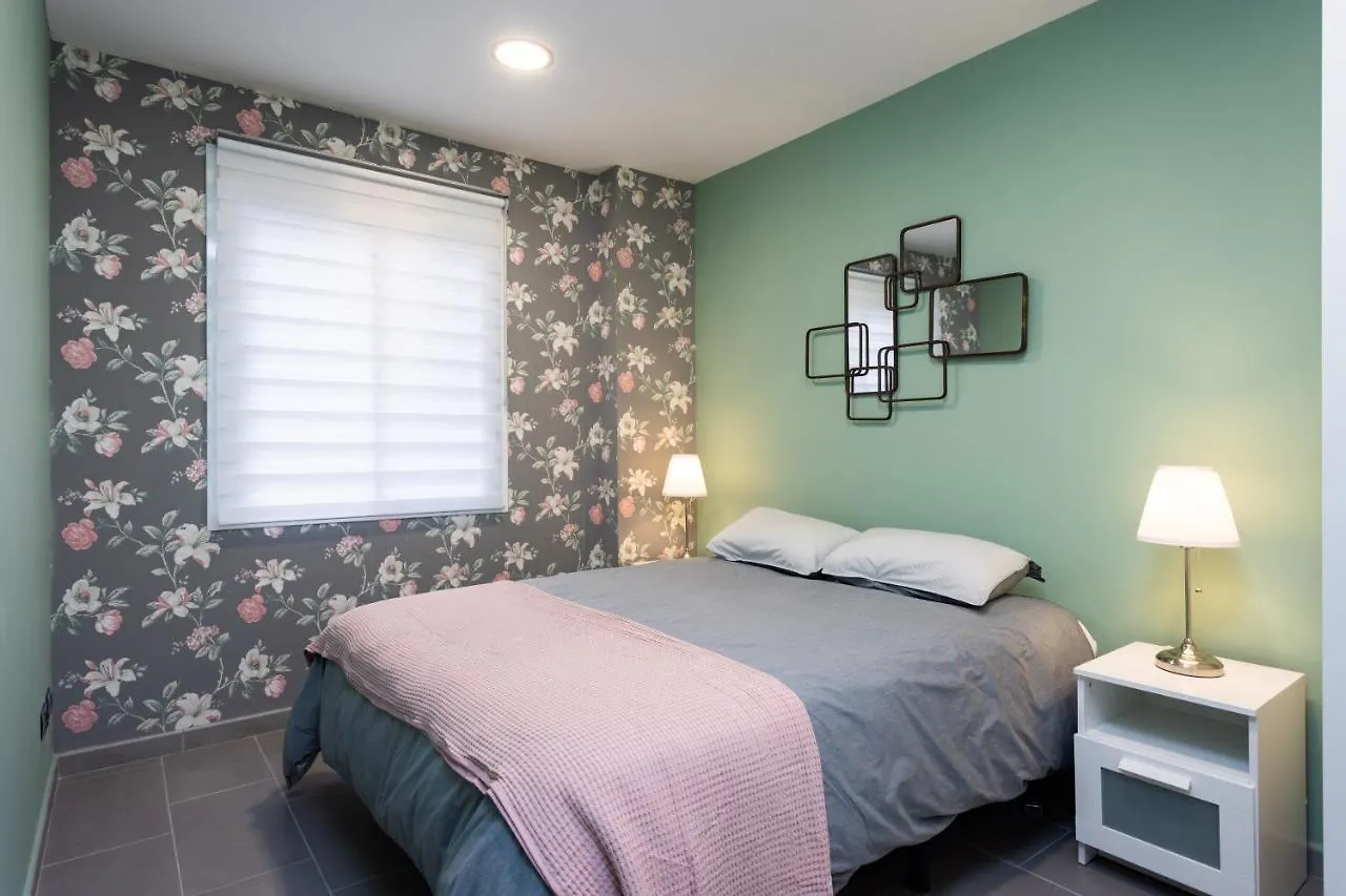 Home2Book Terrace City Center Ramblas Santa Cruz